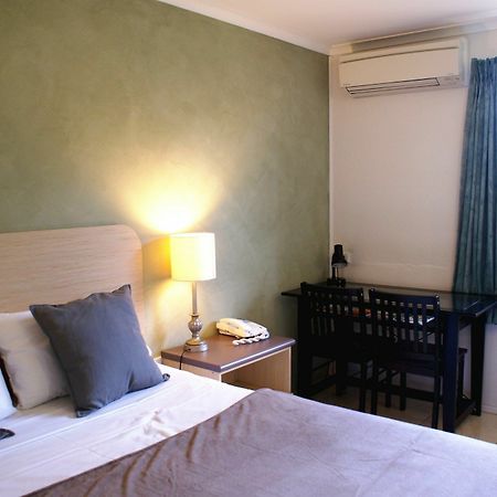 Mackay Motor Inn Экстерьер фото